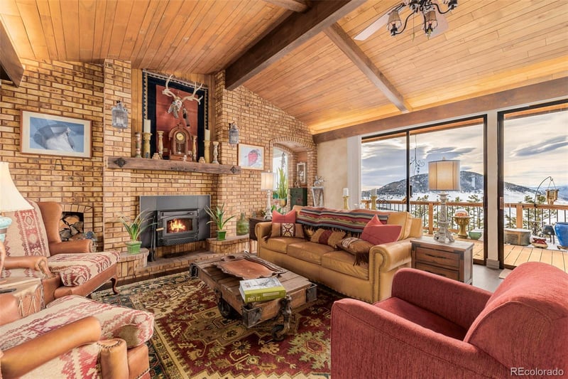 834 Green Mountain Dr, Loveland, CO 80537