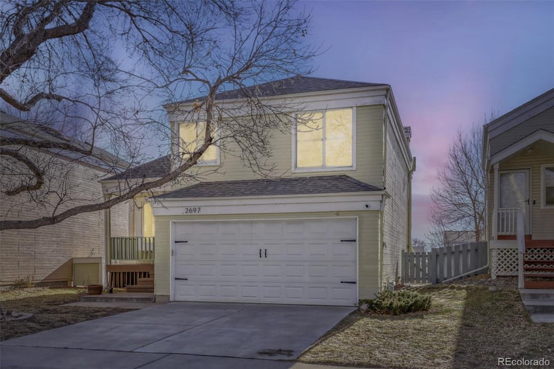 2697 Deframe Cir, Lakewood, CO 80228