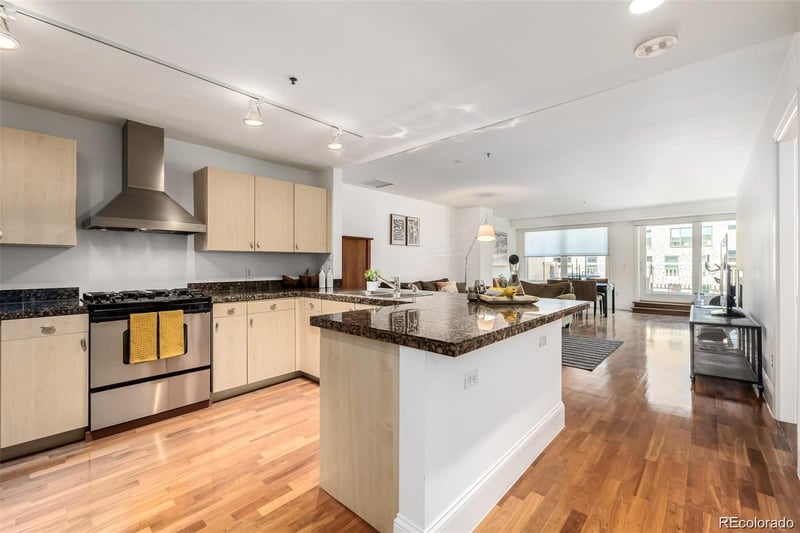 1560 Blake St #810, Denver, CO 80202