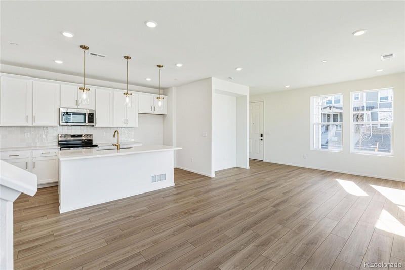 13499 111th Ave, Commerce City, CO 80022