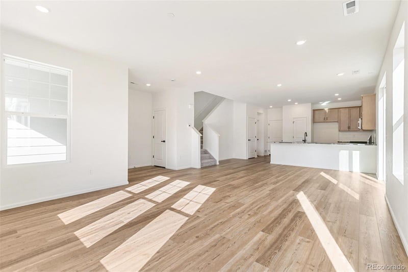 13509 111th Ave, Commerce, CO 80022