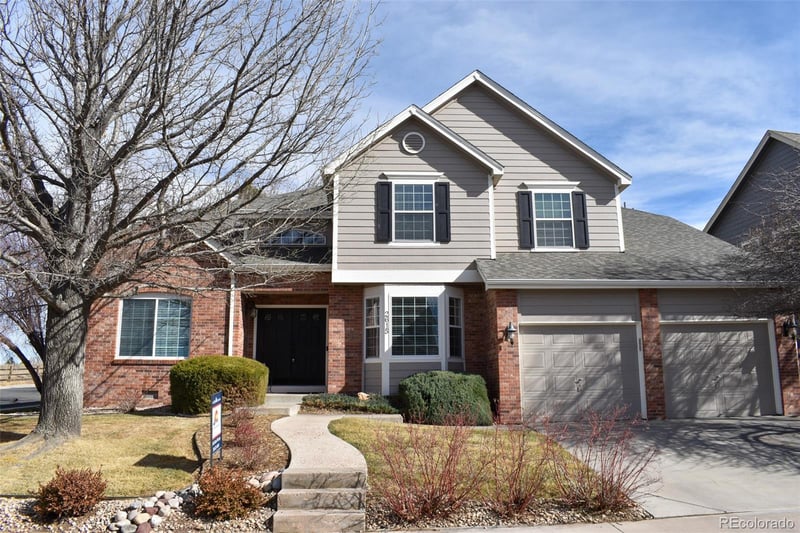 2615 Signal Creek Dr, Thornton, CO 80241
