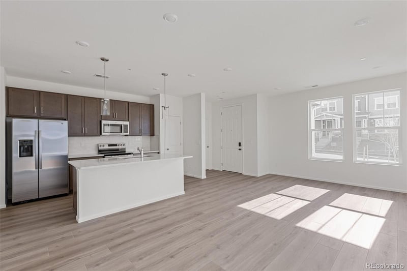 13519 111th Ave, Commerce, CO 80022