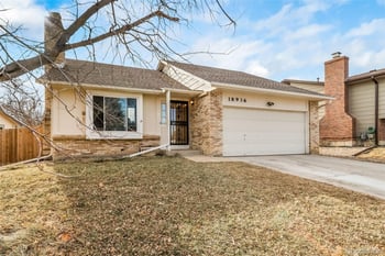 18936 Mexico Dr, Aurora, CO 80017