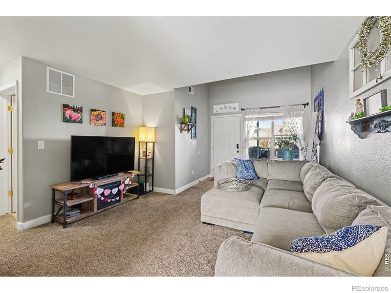 802 Waterglen Dr #O64, Fort Collins, CO 80524