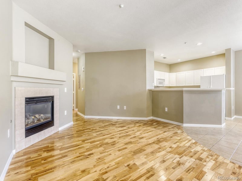 8369 Independence Cir #101, Littleton, CO 80128