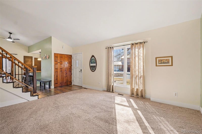 8621 Hinsdale Pl, Littleton, CO 80128