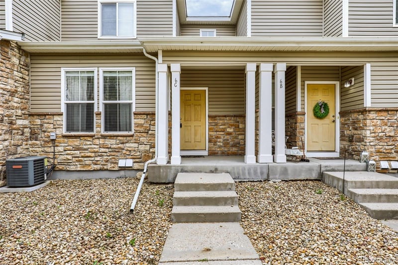 9758 Laredo St #6C, Commerce City, CO 80022