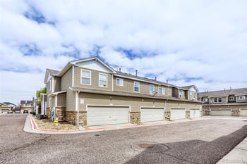 9758 Laredo St #6C, Commerce City, CO 80022