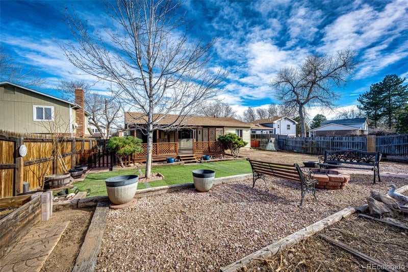 1591 Dawson St, Aurora, CO 80012