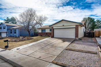 1591 Dawson St, Aurora, CO 80012