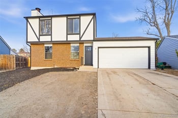 17895 Nassau Pl, Aurora, CO 80013