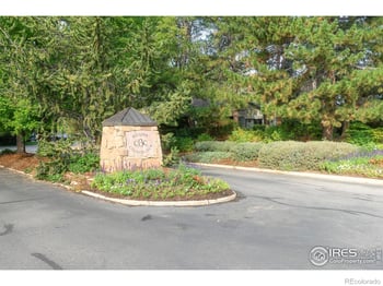 7430 Clubhouse Rd, Boulder, CO 80301