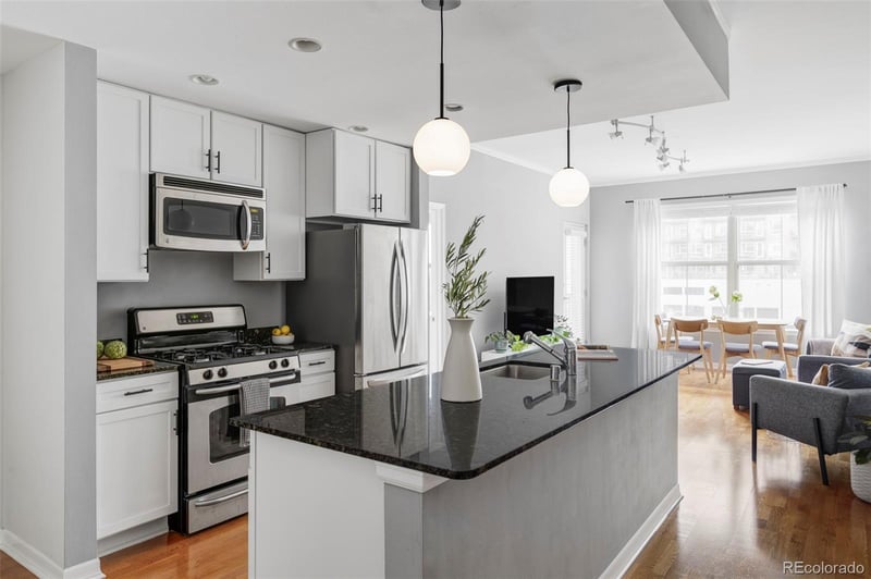 1975 Grant St #527, Denver, CO 80203