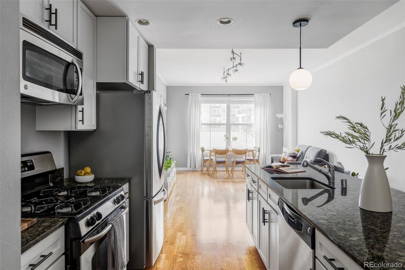 1975 Grant St #527, Denver, CO 80203