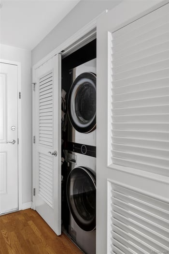 1975 Grant St #527, Denver, CO 80203