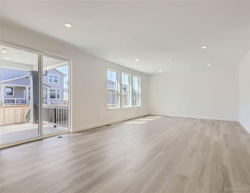 24492 Evans Dr, Aurora, CO 80018