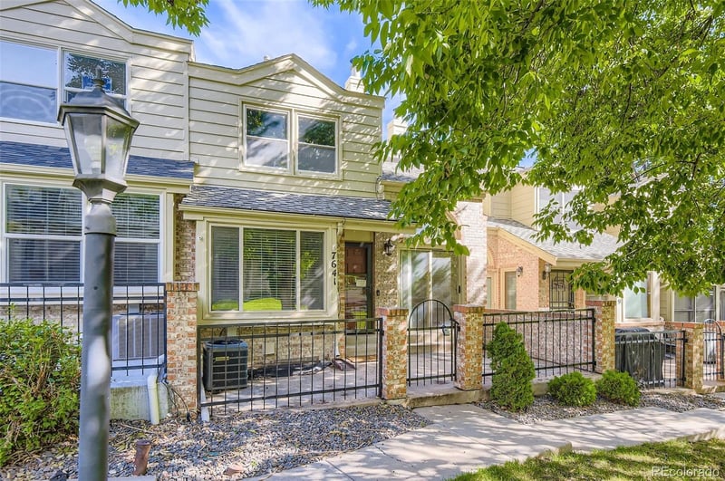 7641 Cove Cir, Centennial, CO 80122