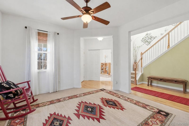 23843 2nd Dr, Aurora, CO 80018