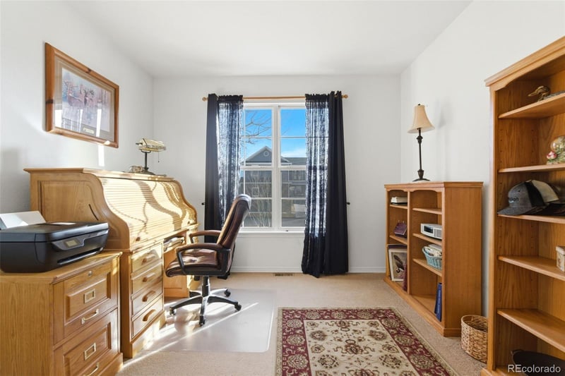 23843 2nd Dr, Aurora, CO 80018