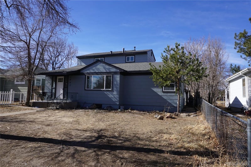 1657 Kingston St, Aurora, CO 80010