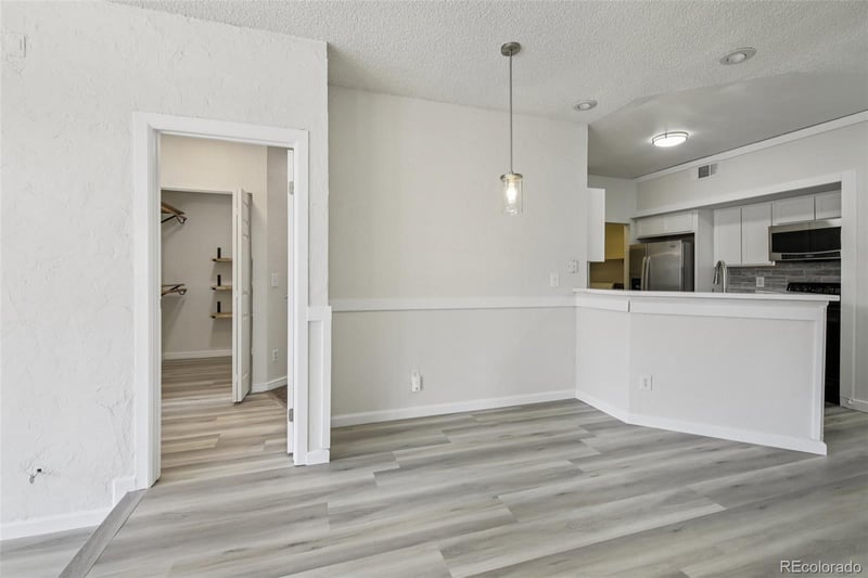 6001 S Yosemite St #B102, Greenwood Village, CO 80111