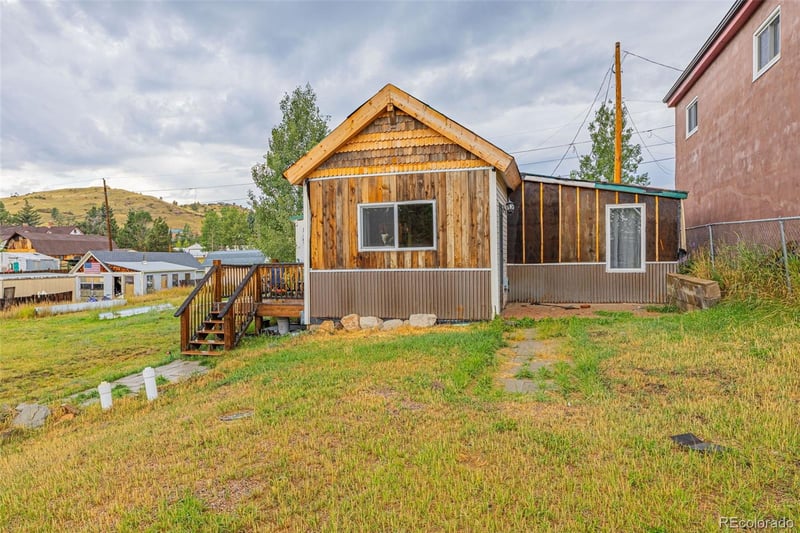 207 Eaton Ave, Cripple Creek, CO 80813