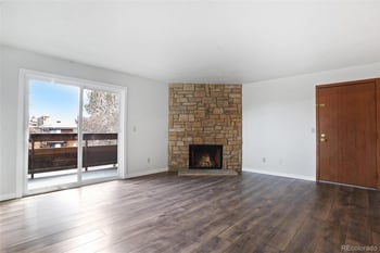 341 Wright St #204, Lakewood, CO 80228