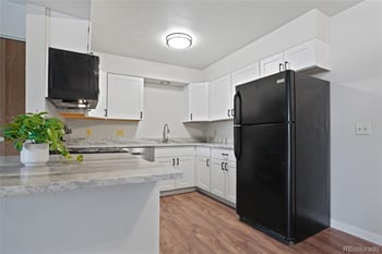 341 Wright St #204, Lakewood, CO 80228