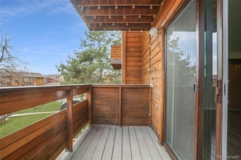 341 Wright St #204, Lakewood, CO 80228
