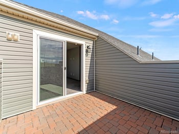 231 Old Hammer Ct, Aurora, CO 80018