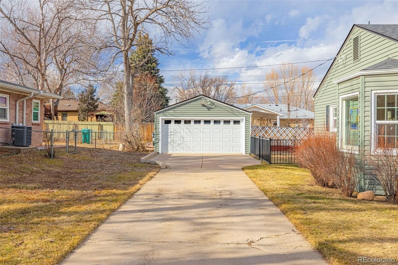 618 Cheyenne Rd, Colorado Springs, CO 80906