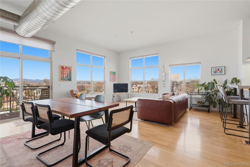 2900 Downing St #311, Denver, CO 80205