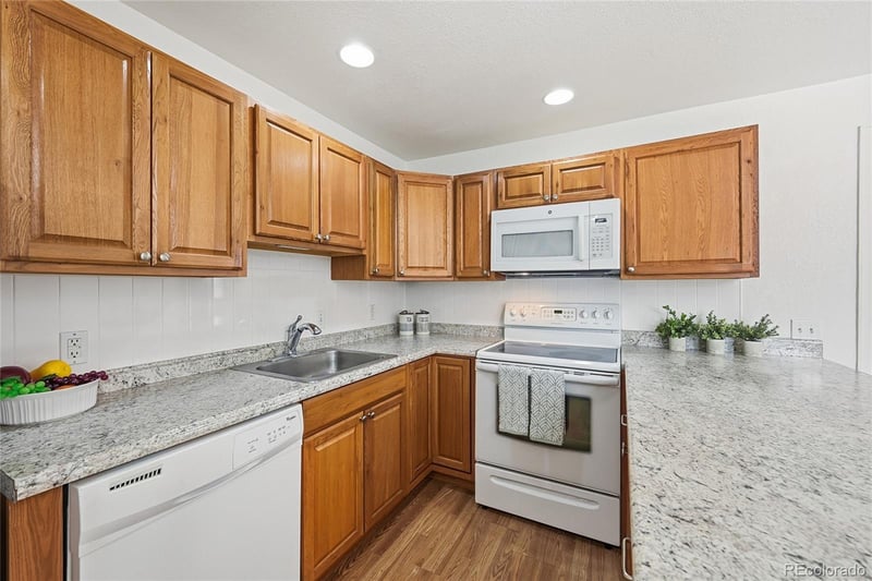 5250 S Huron Way #12-103, Littleton, CO 80120