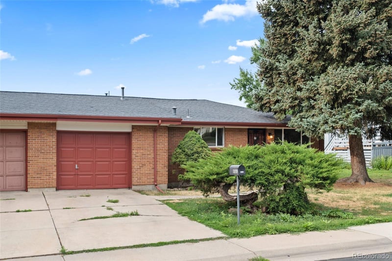 9022 Washburn Pl, Lakewood, CO 80227