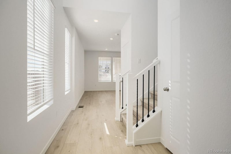 6880 Juniper Dr, Thornton, CO 80602