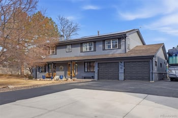 16547 73rd Dr, Arvada, CO 80007