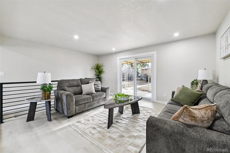 225 Tucson St, Aurora, CO 80011