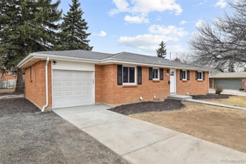 225 Tucson St, Aurora, CO 80011