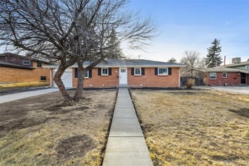 225 Tucson St, Aurora, CO 80011