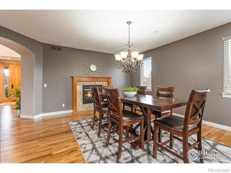 8712 Portico Ln, Longmont, CO 80503