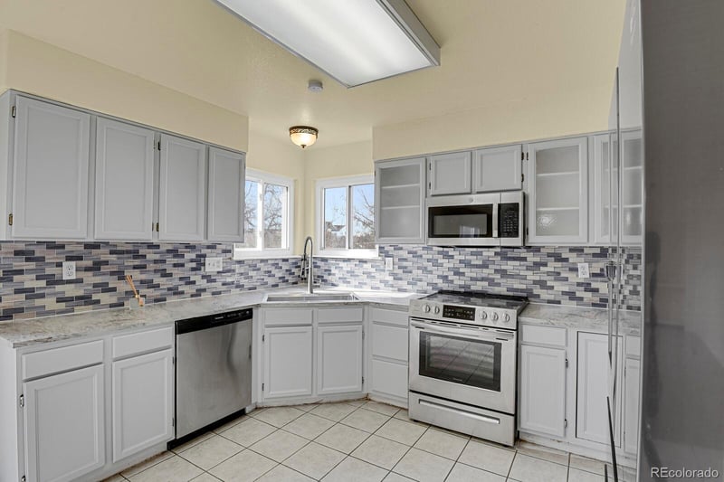 2585 Truckee Way, Aurora, CO 80013