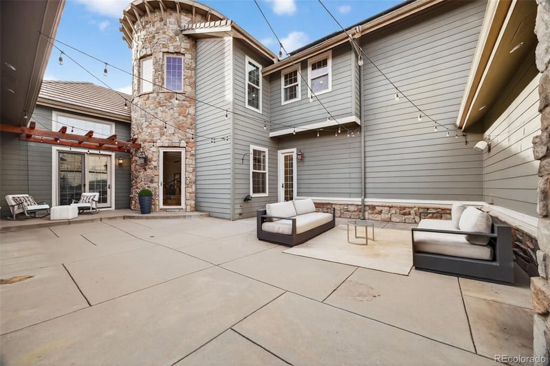 5769 Daniels Gate Pl, Castle Pines, CO 80108