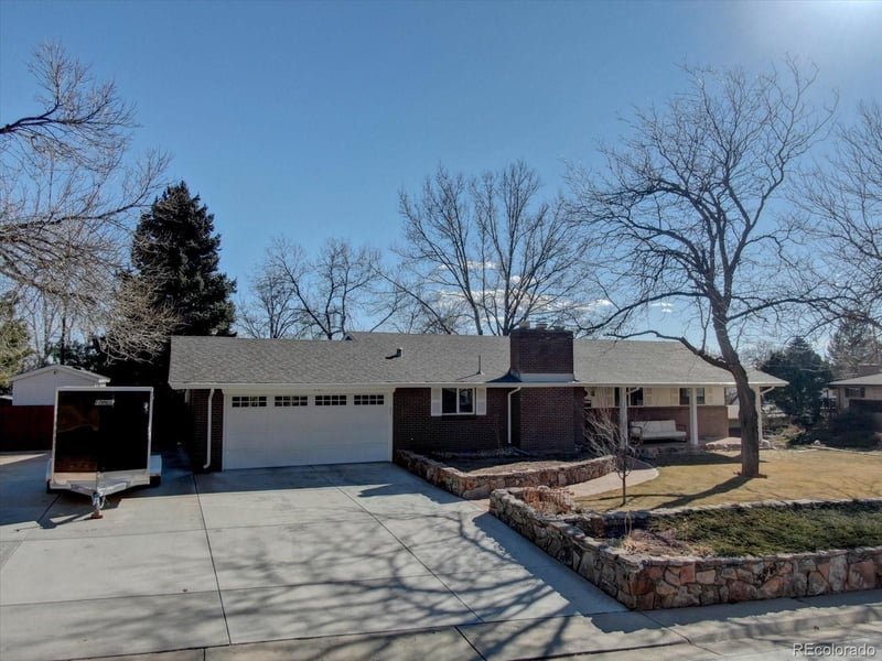 986 Cole Dr, Lakewood, CO 80228