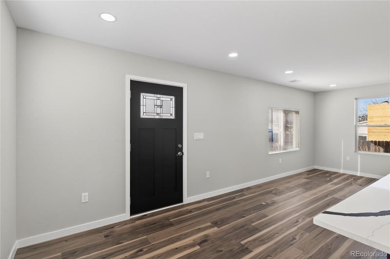 1446 Jamaica St, Aurora, CO 80010