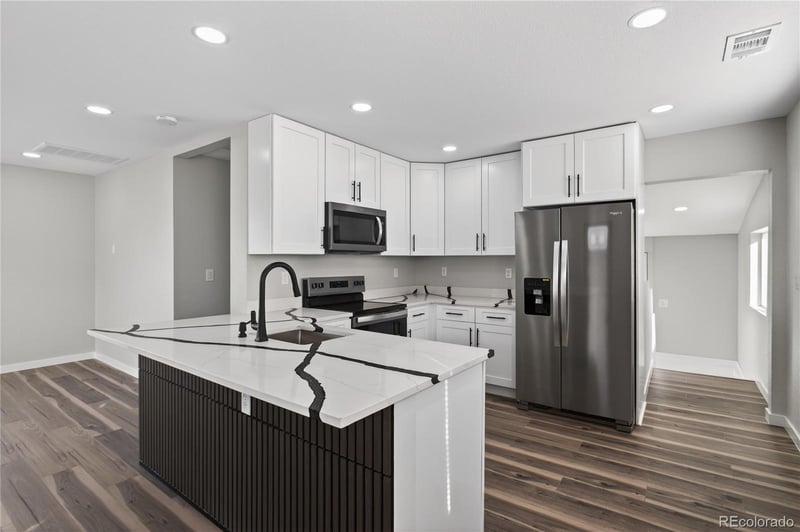 1446 Jamaica St, Aurora, CO 80010