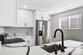 1446 Jamaica St, Aurora, CO 80010