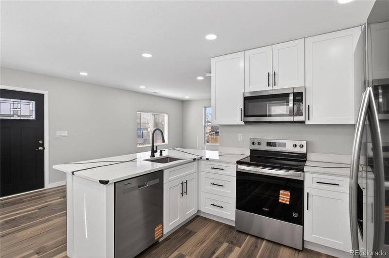 1446 Jamaica St, Aurora, CO 80010