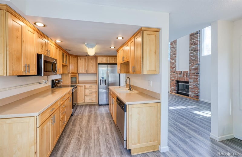 7683 Cove Cir, Centennial, CO 80122