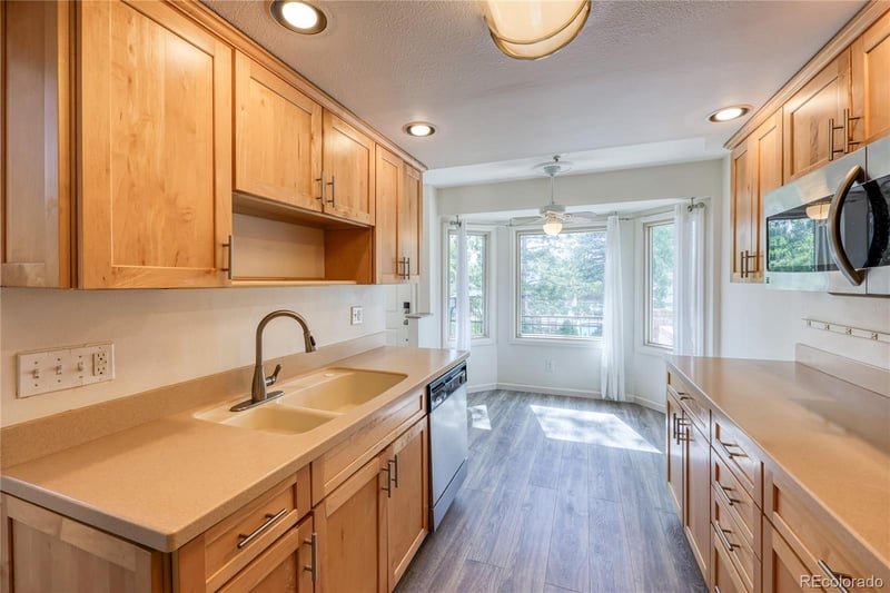 7683 Cove Cir, Centennial, CO 80122